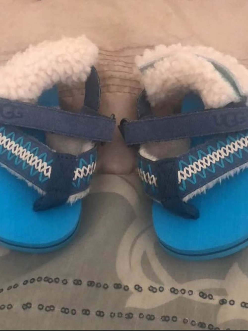 Kids Blue Fuzzy-Lined UGG Sandals
